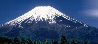 初夏の富士山画像