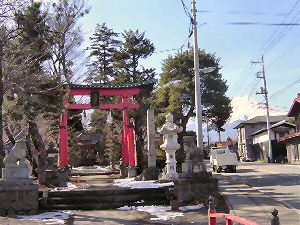 大明見小室浅間神社