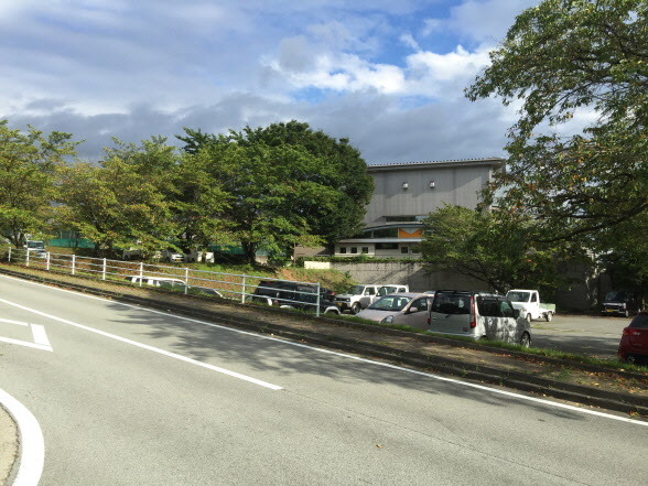 3．明野多目的屋内運動場の画像1