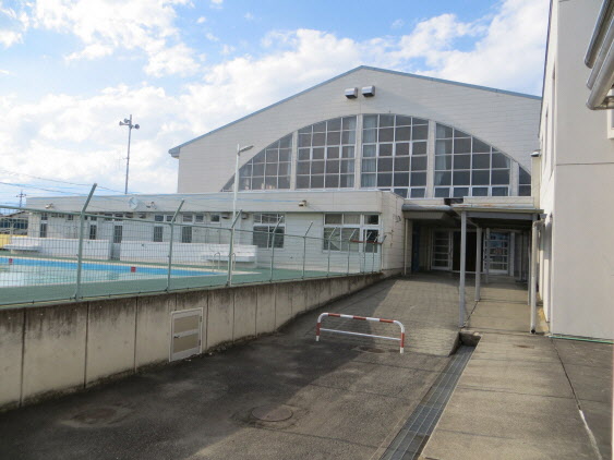 9．竜王東小体育館の画像2