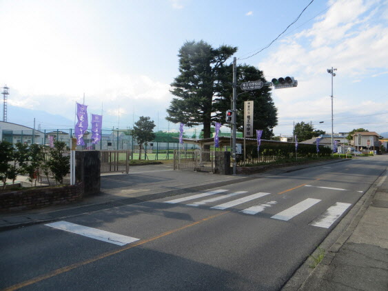 10．竜王中体育館の画像1