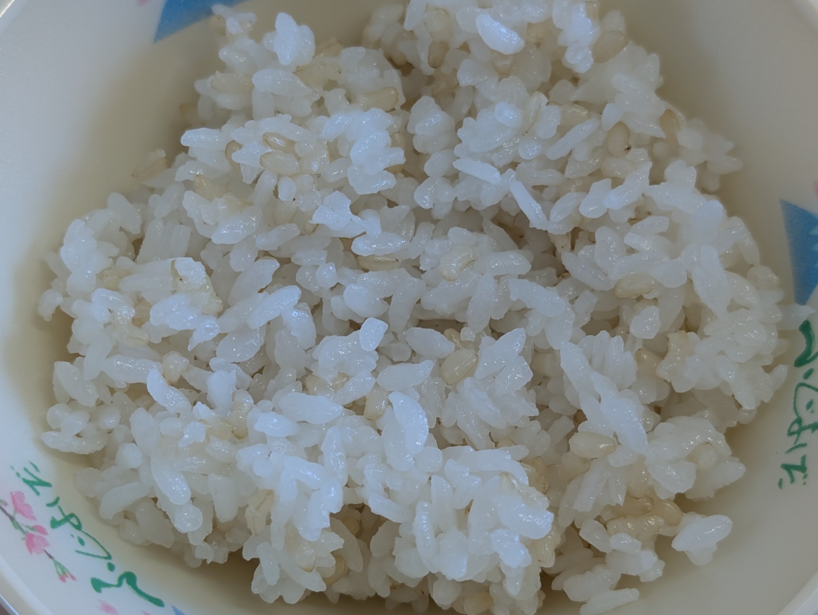 9月8日の給食の玄米入りごはんの写真