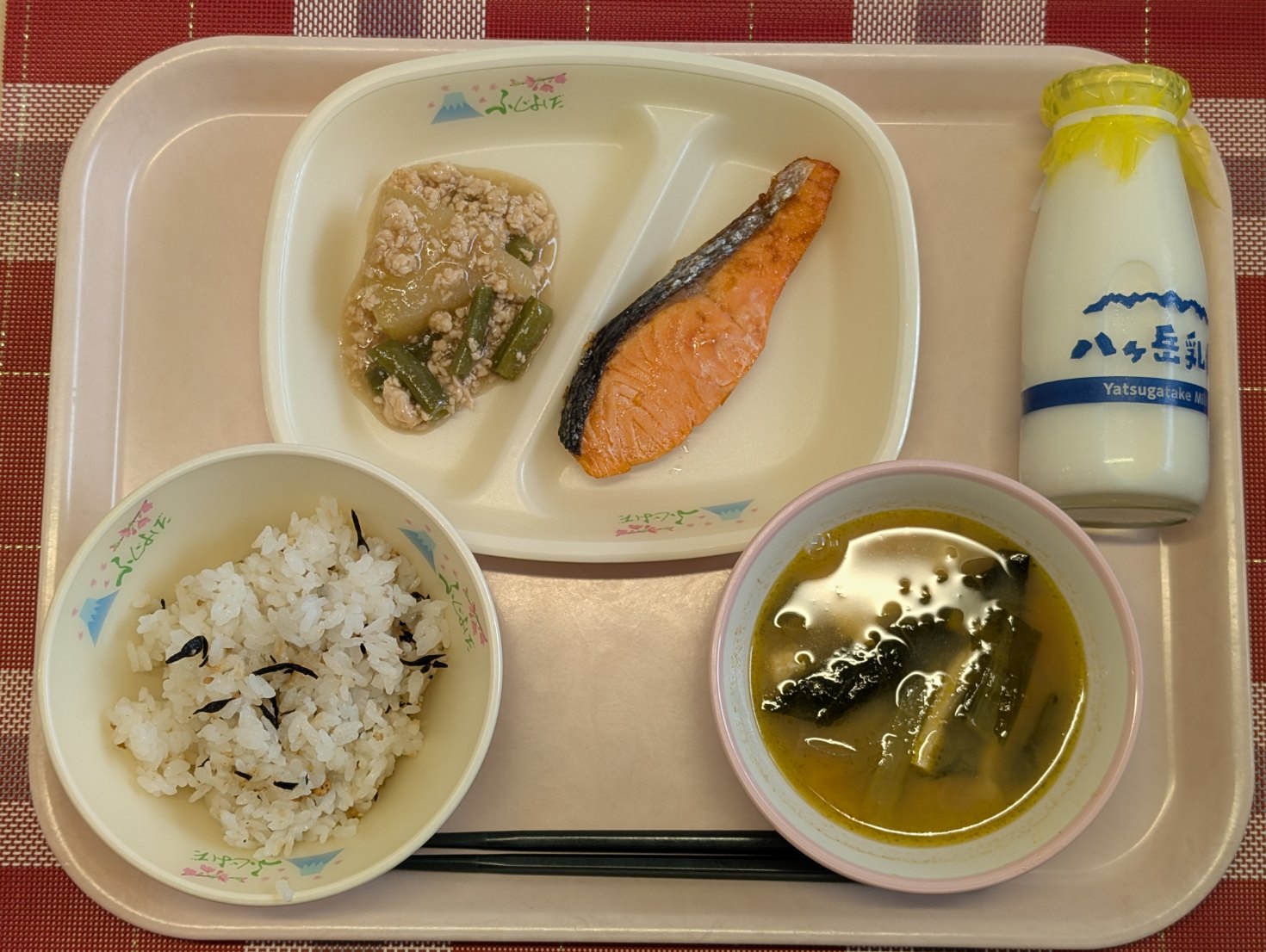 8月29日の給食の全体写真