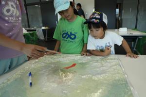 実験・カルタで学んで備える防災！！_写真2