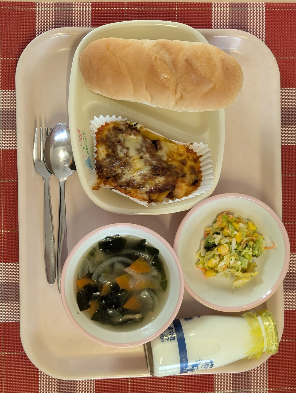 3月19日の給食の全体写真