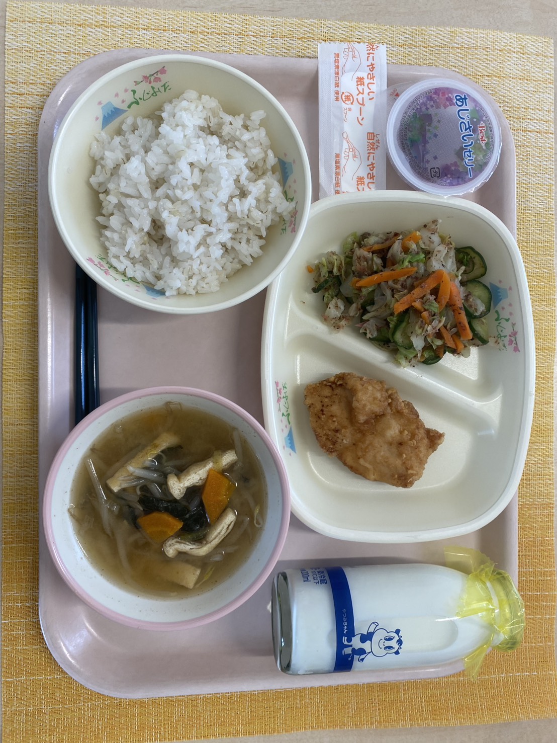 6月12日の給食の全体写真