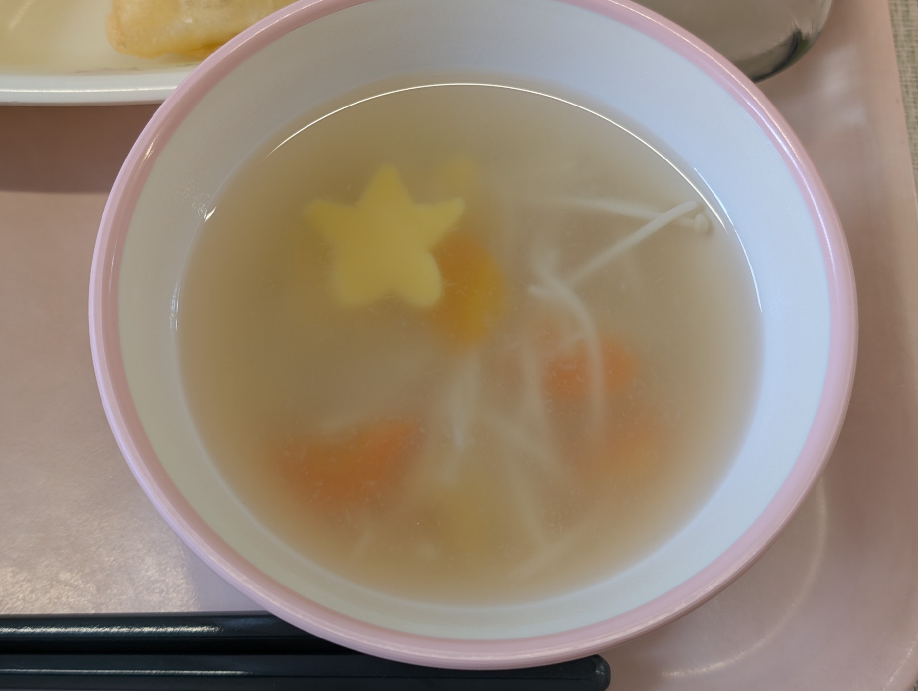 7月7日の給食のそうめん汁