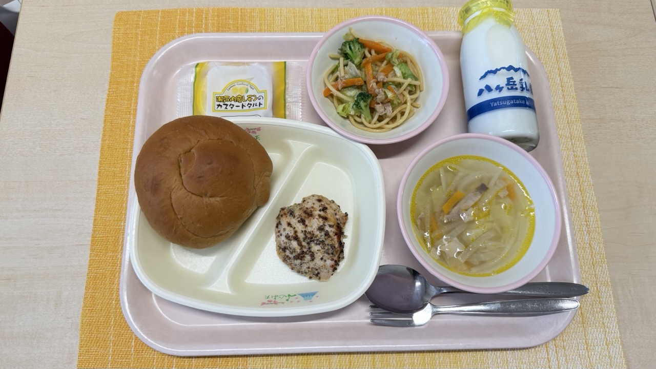 9月15日の給食の全体写真
